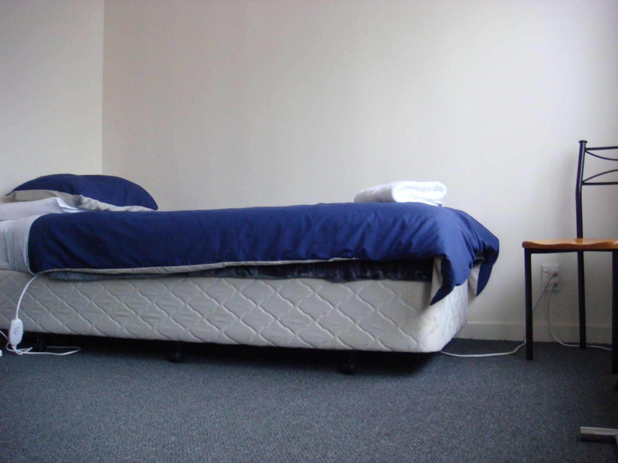 Ostello Cromwell Backpackers Esterno foto