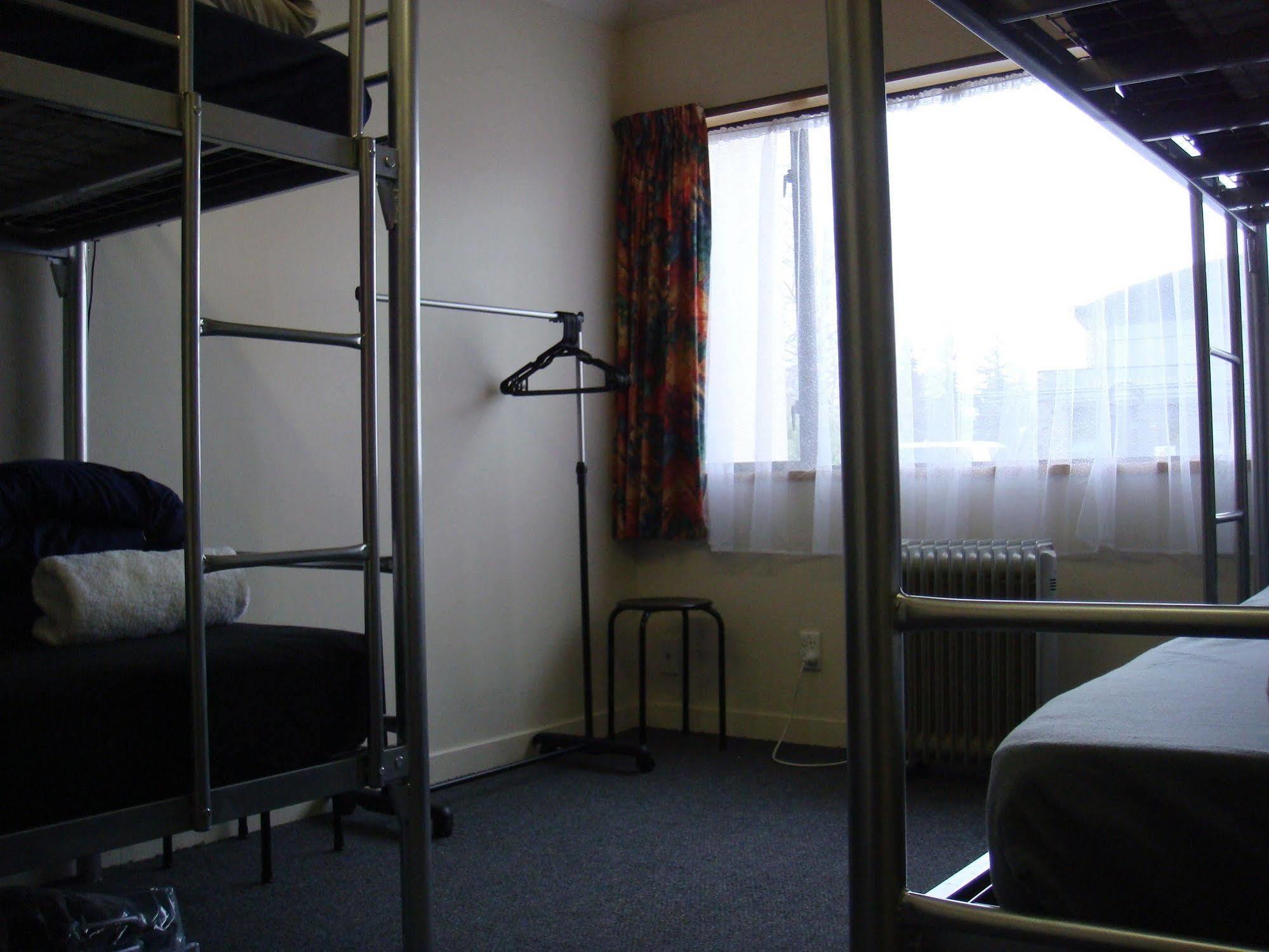 Ostello Cromwell Backpackers Esterno foto