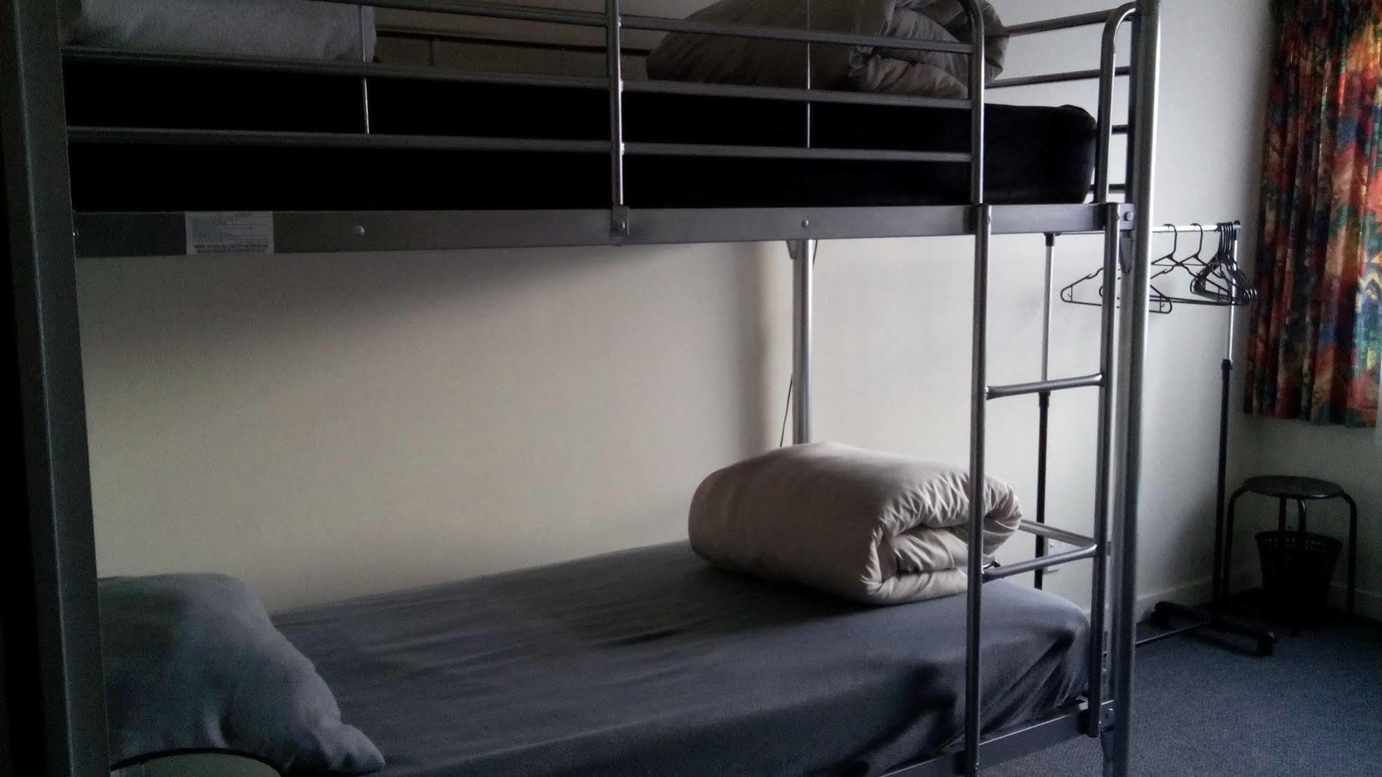 Ostello Cromwell Backpackers Esterno foto